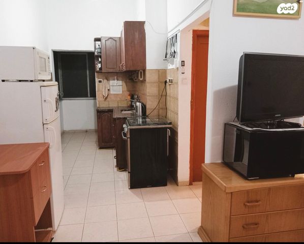 דירה, בר גיורא 55, הדר עליון, חיפה