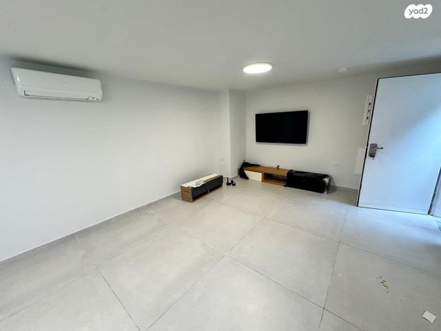 יחידת דיור, נאות רבין, יבנה