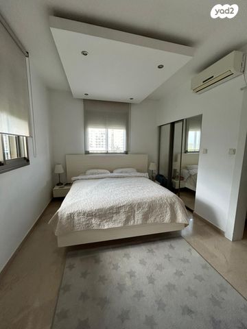 דירה, נתן אקסלרוד, הגוש הגדול, רמת אביב החדשה, נופי ים, תל אביב יפו