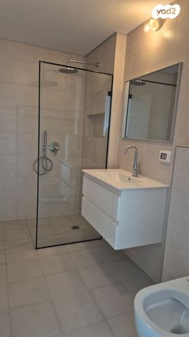 דירה, נאות אריאל שרון, קרית אונו