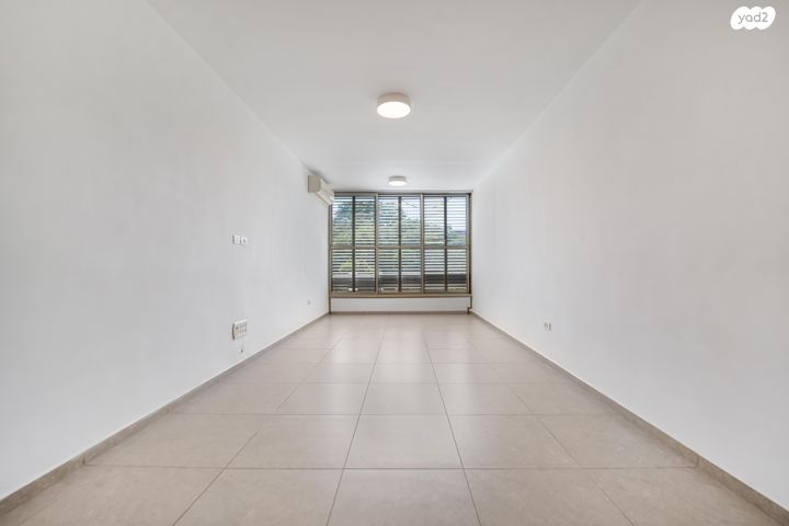 דירה, איריס, קיראון, קרית אונו