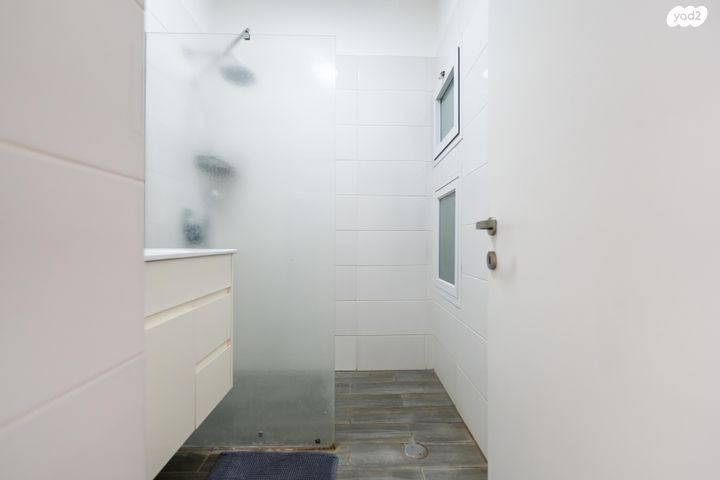 דירה, איריס, קיראון, קרית אונו