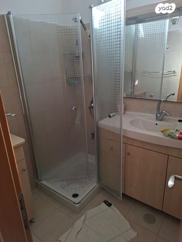 דירה, שינקין, גבעתיים