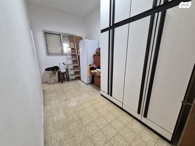 דירה, קלוזנר, לב העיר, בת ים