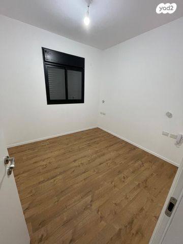 גג/ פנטהאוז, רמת גן