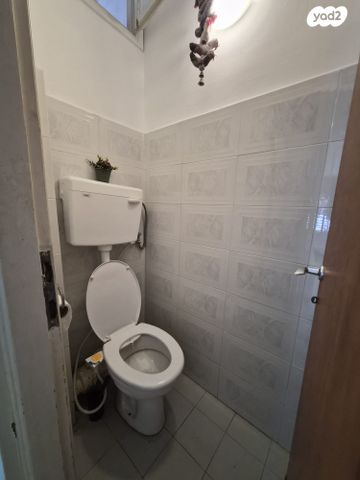 דירה, קלוזנר, לב העיר, בת ים