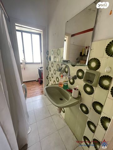 דירה, גוש עציון, הל"ה, גבעתיים