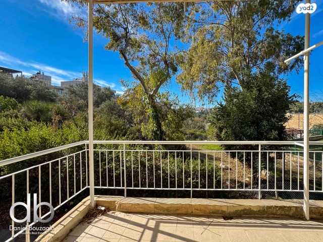 דירה, התיבונים, רחביה, ירושלים