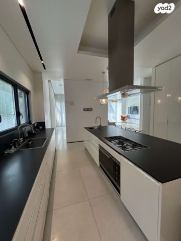 בית פרטי/ קוטג', כפר שמריהו, כפר שמריהו