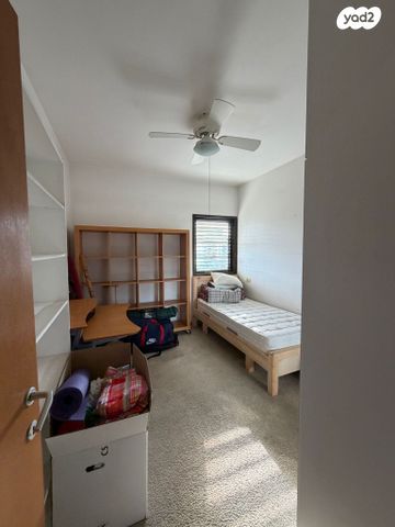 דירה, אורי צבי גרינברג 7, תל אביב יפו