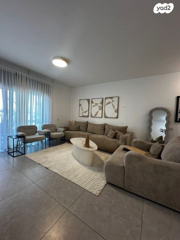 דירה, יוסף שהרי 5, יצחק שמיר, נהריה