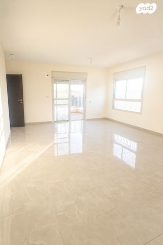 דירה, הרב אריה לייב קפלן, צפת