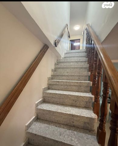 דירה, דרך בן גוריון, אזור