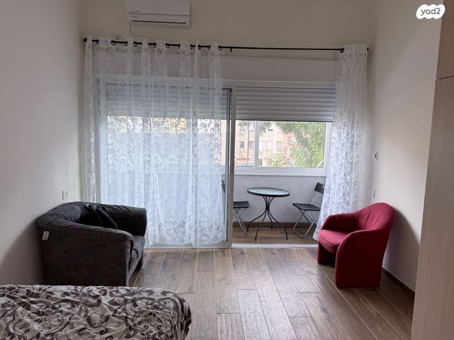 דירה, הרצל 32, שוק תלפיות, חיפה