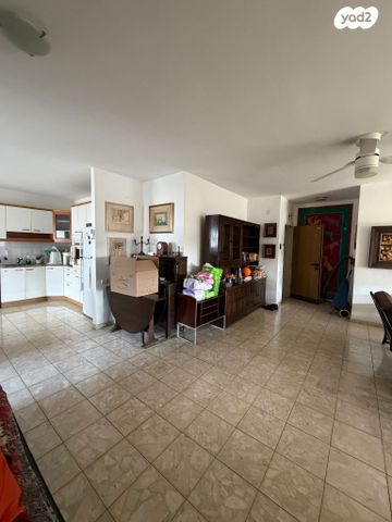 דירה, אורי צבי גרינברג 7, תל אביב יפו