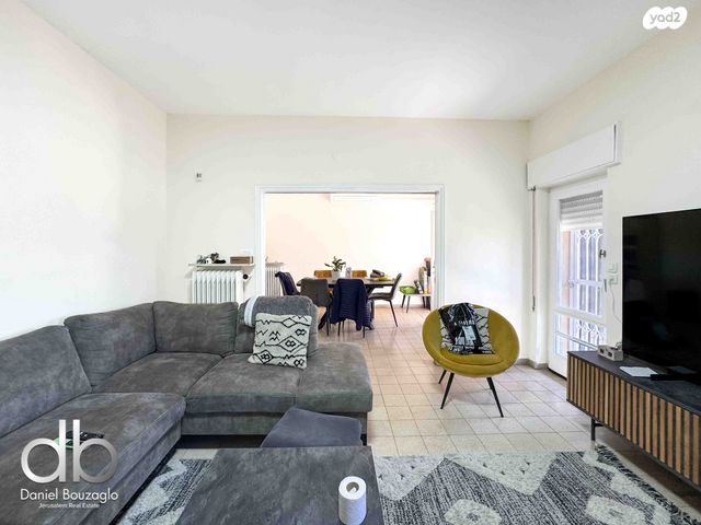 דירה, התיבונים, רחביה, ירושלים