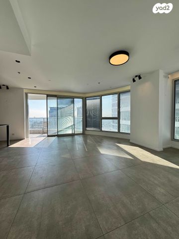 דירה, גרציאני יצחק 4, גני שרונה, קרית הממשלה, תל אביב יפו