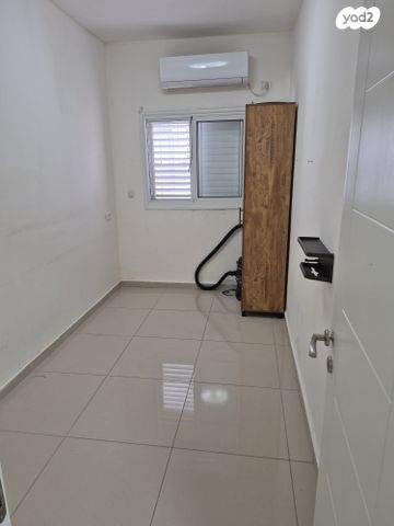 דירה, יהודה הלוי, קרית ים ג', קרית ים