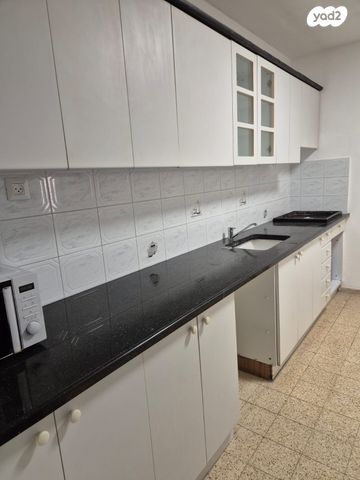 דירה, סוקולוב, רמת השרון