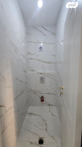 דירה, הרב אריה לייב קפלן, צפת