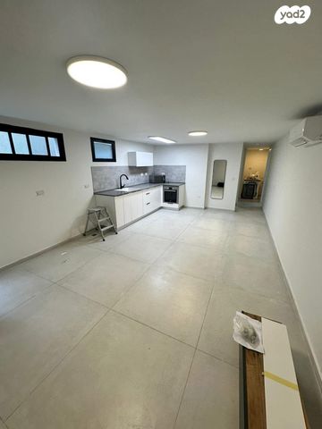 יחידת דיור, נאות רבין, יבנה