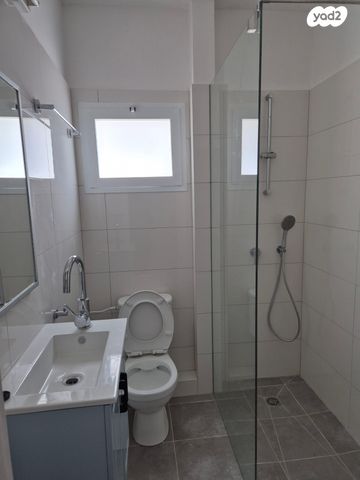 דירה, סוקולוב, רמת השרון