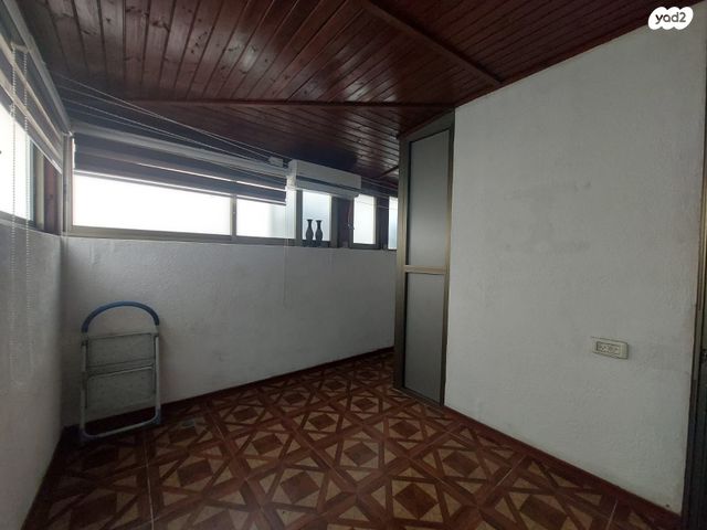 דירת גן, ניצנים, גני אביב, לוד