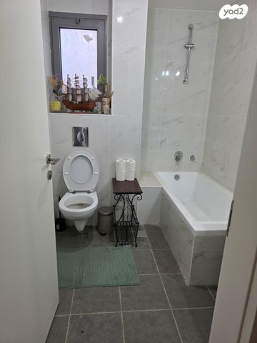 דירת גן, פרדס הגדוד, נתניה