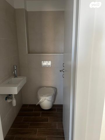 דירה, שחם, המגרסה, מבשרת ציון