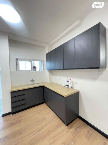 דירה, א.ד. גורדון, צפון מערב מרכז העיר, נתניה