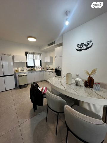 דירה, יוסף שהרי 5, יצחק שמיר, נהריה