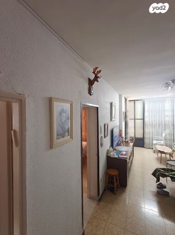 דירה, הראשונים, שכונת הראשונים, רמת גן