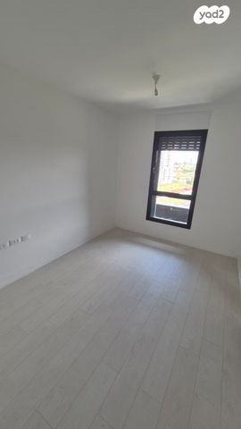 דירה, נאות אריאל שרון, קרית אונו