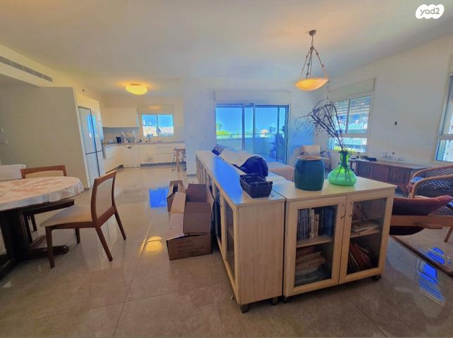 דירה, מגידו, מרכז הכרמל, חיפה