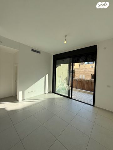 דירה, יפת 117, צהלון, שיכוני חסכון, תל אביב יפו