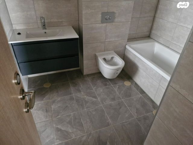 דירה, איריס 5, קרית גיורא, אור יהודה