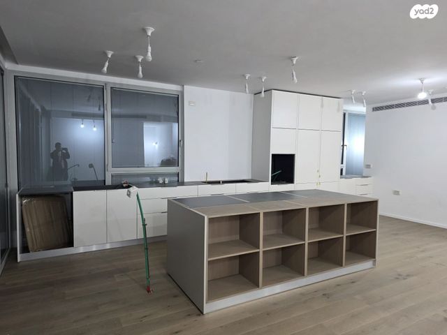 גרציאני יצחק 10