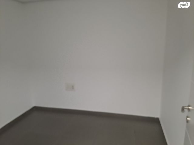 משרדים, אגריפס, מחנה יהודה - לב העיר, ירושלים