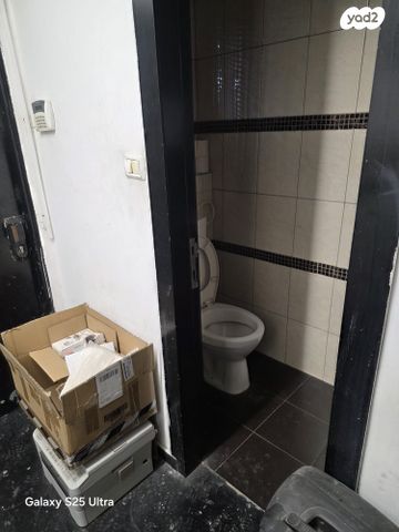 חנויות/ שטח מסחרי, דוד פנקס, אזור תעשיה קרית אליעזר, נתניה