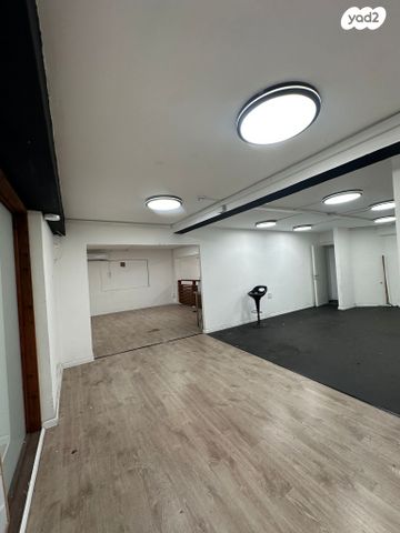 חנויות/ שטח מסחרי, שדרות רוטשילד, לב תל אביב, לב העיר צפון, תל אביב יפו