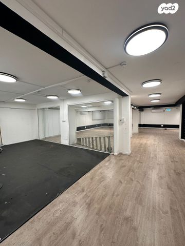 חנויות/ שטח מסחרי, שדרות רוטשילד, לב תל אביב, לב העיר צפון, תל אביב יפו