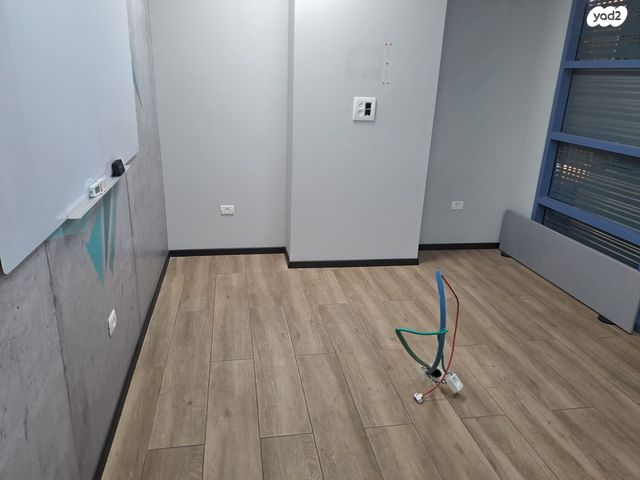 משרדים, אגריפס, מחנה יהודה - לב העיר, ירושלים