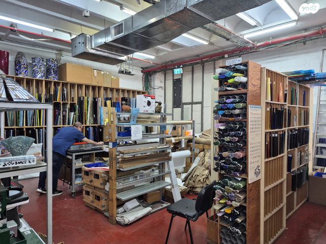 מחסנים, פארק עסקים ירקון / אזור תעשיה סגולה, פתח תקווה