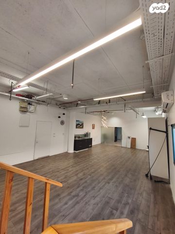 משרדים, התעשייה, אזור תעשיה, נשר