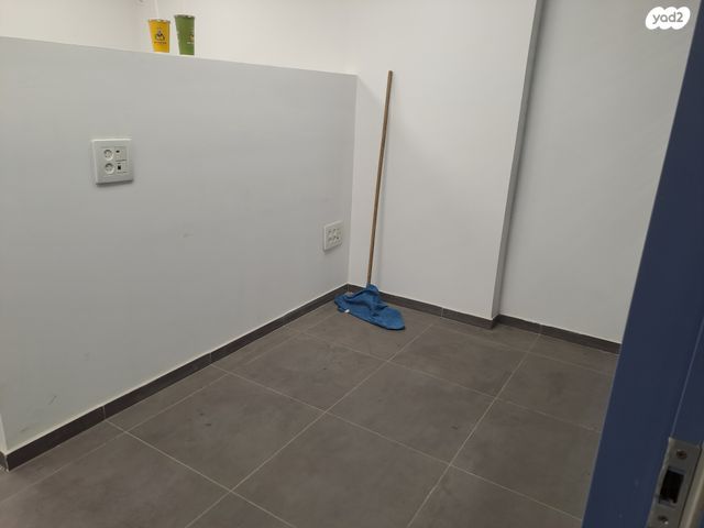 משרדים, אגריפס, מחנה יהודה - לב העיר, ירושלים