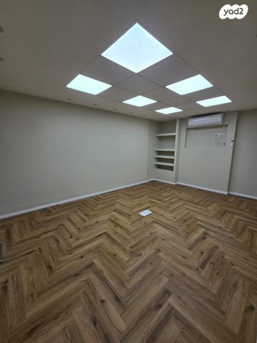 משרדים, דרך מנחם בגין, גני שרונה, קרית הממשלה, תל אביב יפו