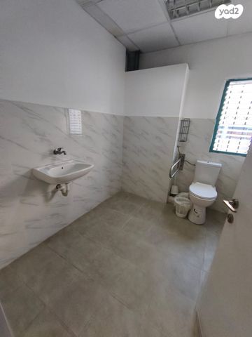 משרדים, התעשייה, אזור תעשיה, נשר