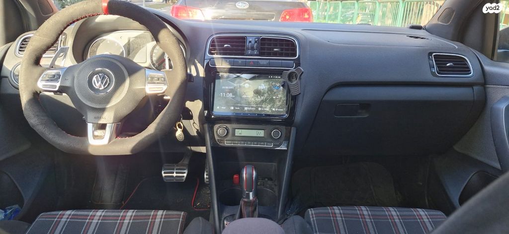 פולקסווגן פולו 