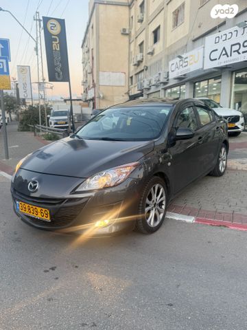 מודעת רכב מאזדה 3