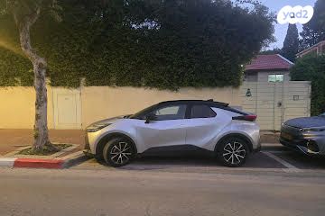 טויוטה C-HR